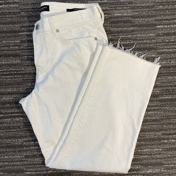 Banana Republic Girlfriend Jeans - Picture 2 of 2